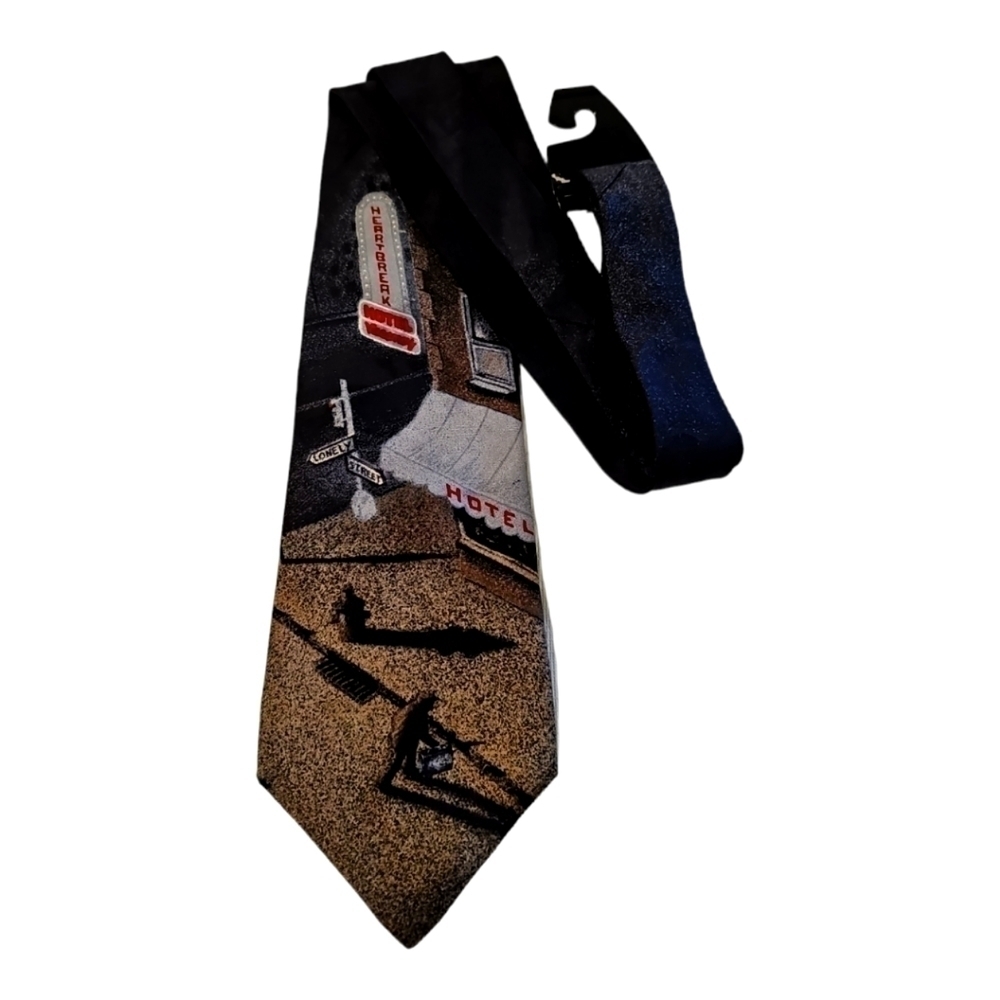 100% Italian silk tie from ELVIS PRESLEY  collection Heartbreak Hotel Novelty.